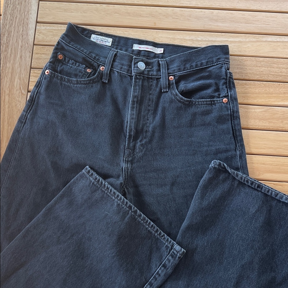 Levi Strauss &Co Ribcage wide leg black jeans size W27-L32